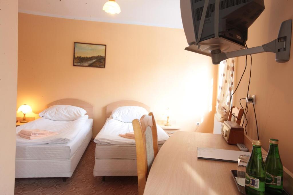 Hotel Zamek ギジツコ エクステリア 写真